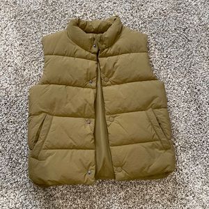 Zara Olive Green Quilted Puffer Vest